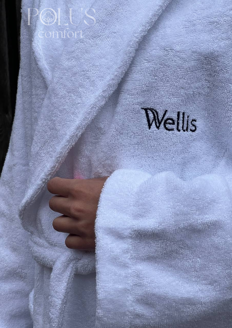 Машинная вышивка на полотенцах и пледах